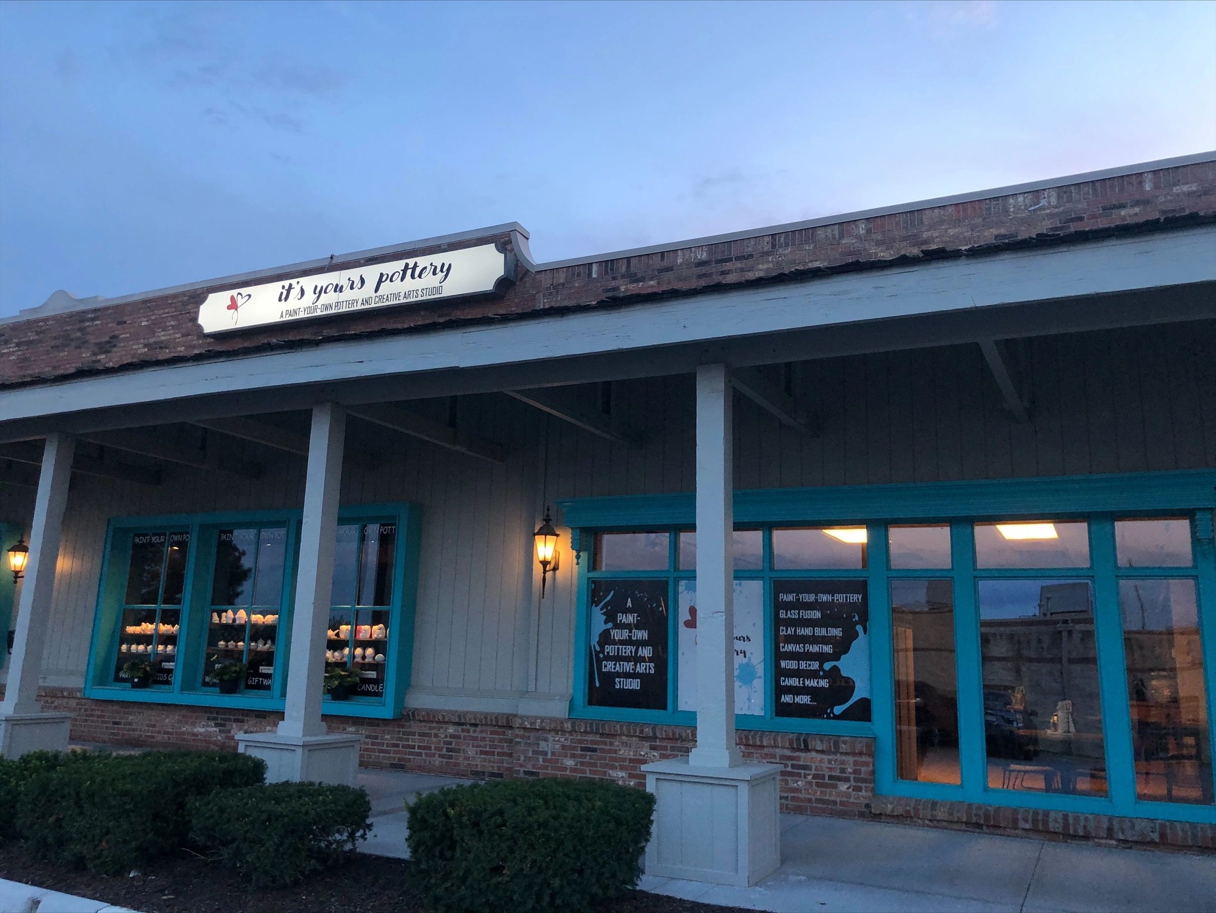 IT'S YOURS POTTERY PaintYourOwnPottery Omaha, Nebraska